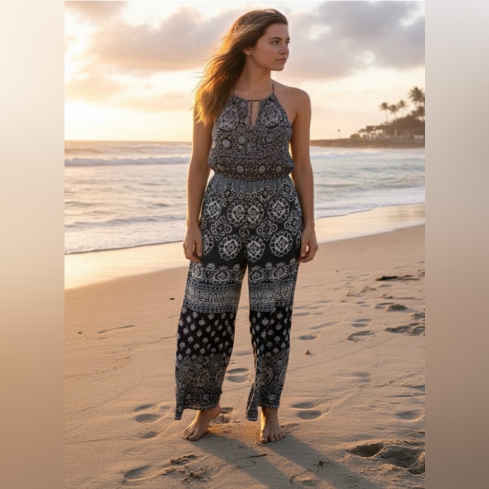 Free People •Patrons of Peace Jumpsuit• sleeveless boho halter keyhole wideleg•M